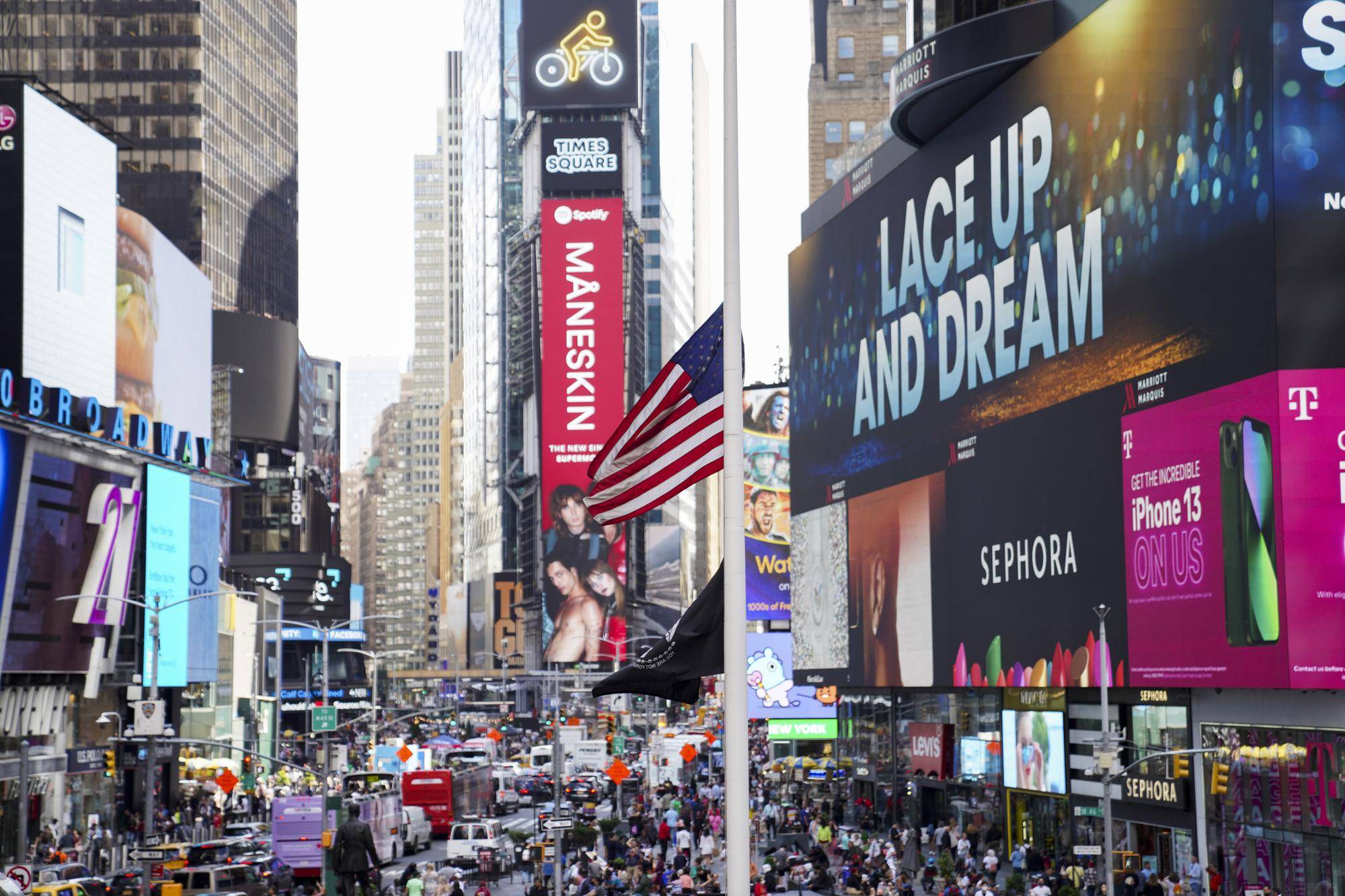 全球廣告業迎里程碑 2023年營收首破萬億美元大關